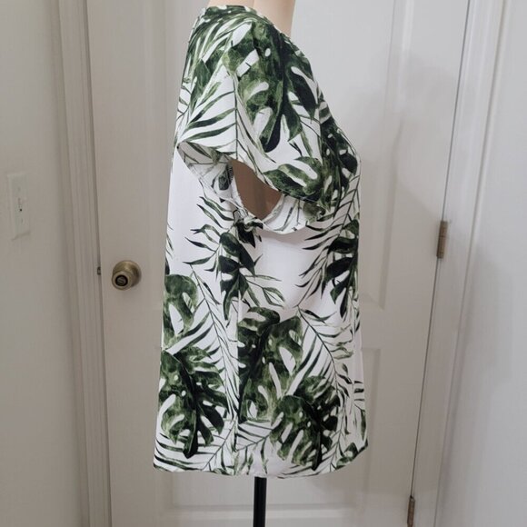 Hilary Radley Size L White with Green Palm Leaf Pattern V Neck Blouse - Picture 6 of 12